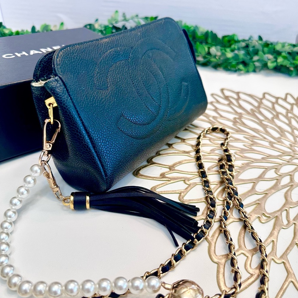 Chanel Caviar Bag - Picture 10 of 15